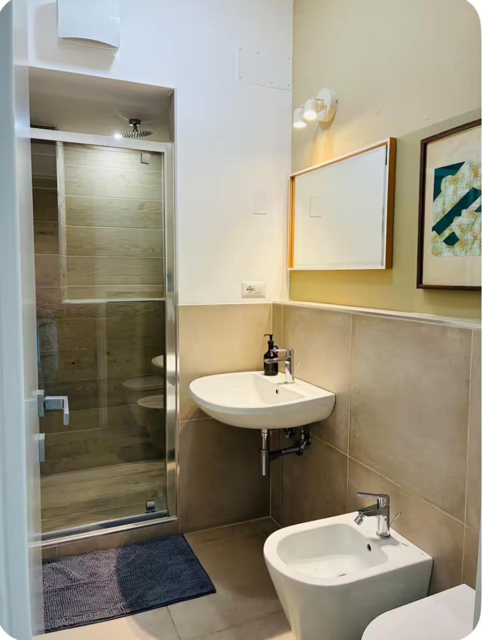 White Flat Apartment in Sirolo
