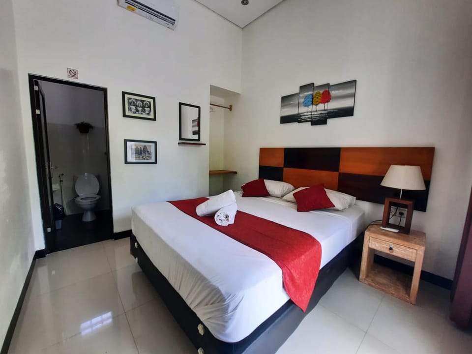 The Jepun Room and House Bed and Breakfast in North Kuta