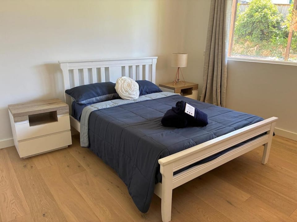 New listing Renovated Northern Beaches Getaway Australia Apartment in Sydney