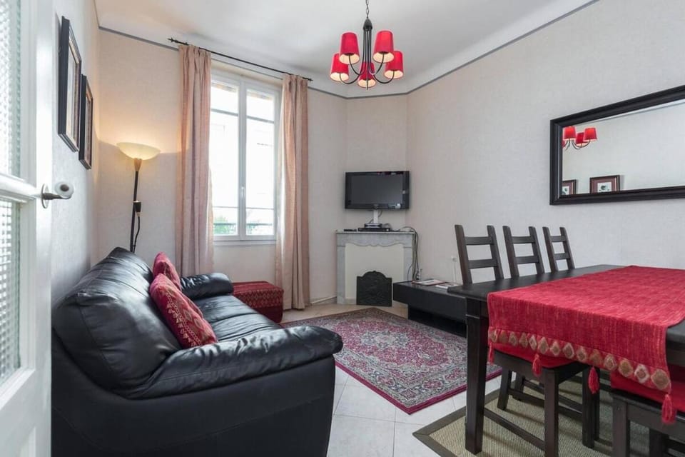 Quiet 3 Room AC Flat Rue dAntibes Cannes nr Palais Apartment in Cannes