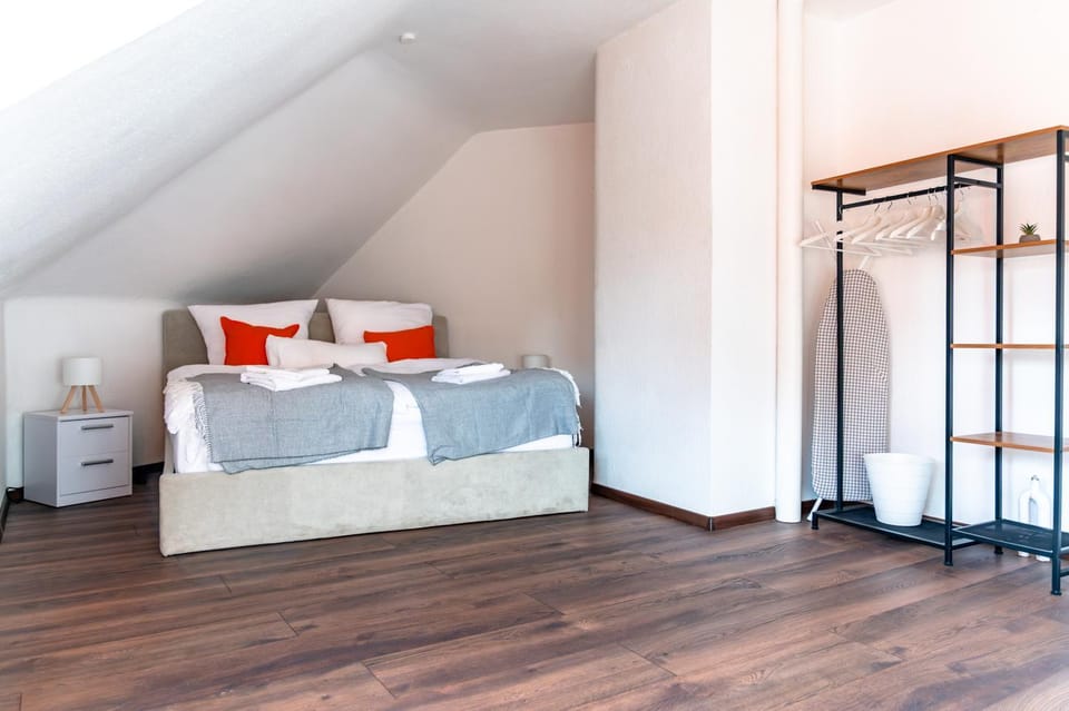 Bed, Bedroom, wardrobe