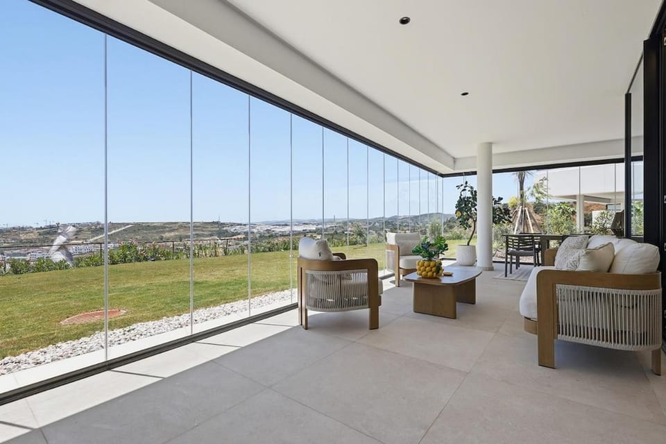 4 Bedroom Sea View Apartment at Estepona Hills Apartment in Costa del Sol
