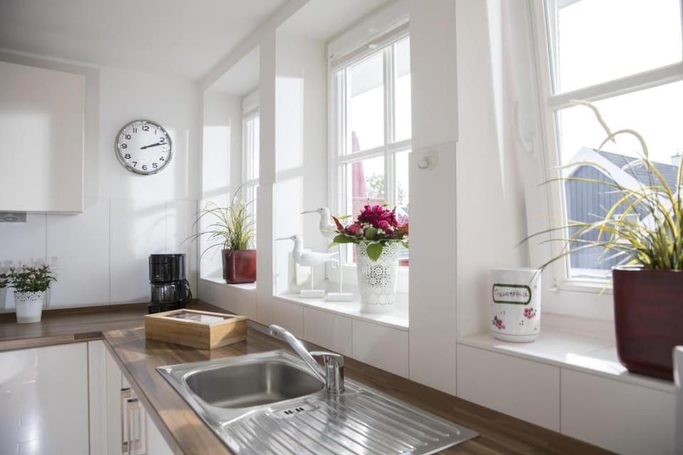 Deichloft Greetsiel bis 6 Personen mit Kaminofen, Whirlpool und Sauna - Haustiere herzlich willkommen, nah am Hafen Apartment in Norden