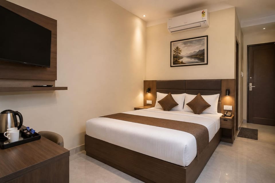 Hotel GenZ Near Baga Beach Way Apartment in Calangute