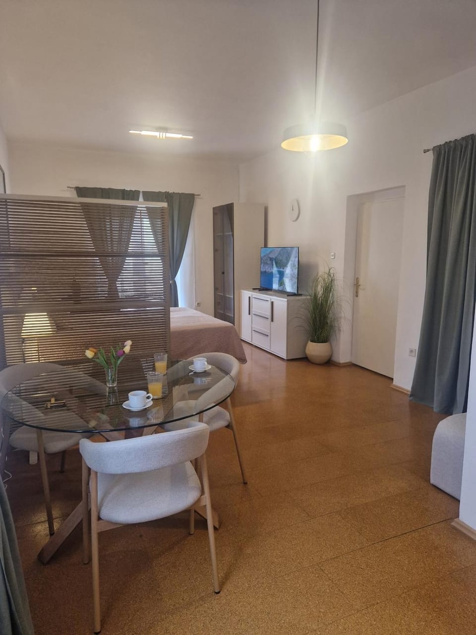 Modern and cozy studio apartment 2 min from the sea and center Apartment in Zadar County