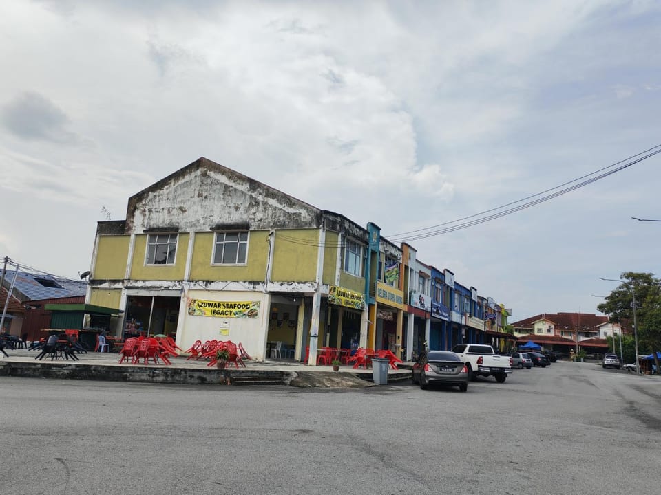 Neighbourhood, Street view, Parking