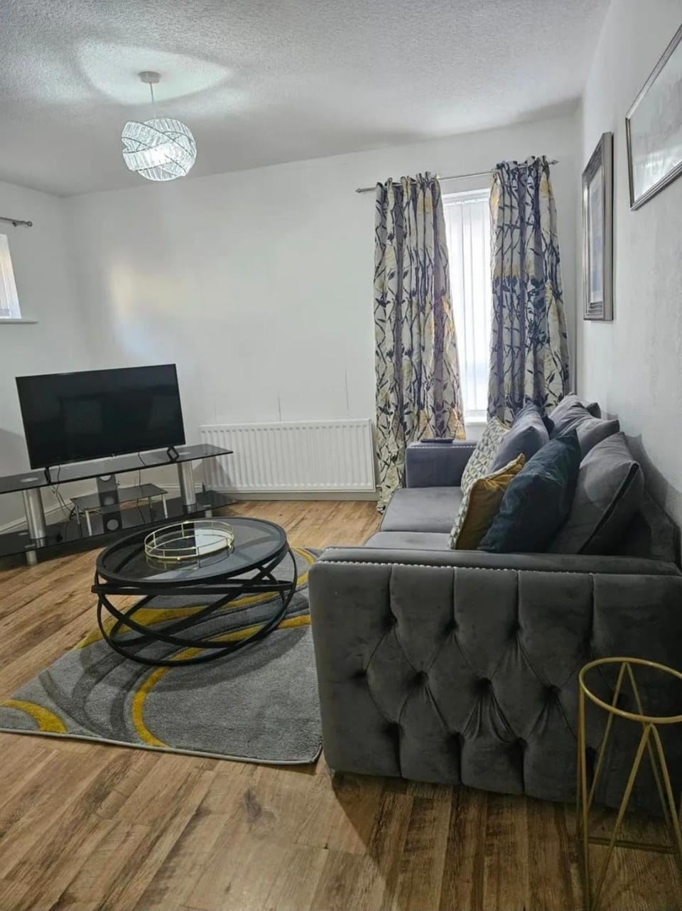 TV and multimedia, Living room, Seating area