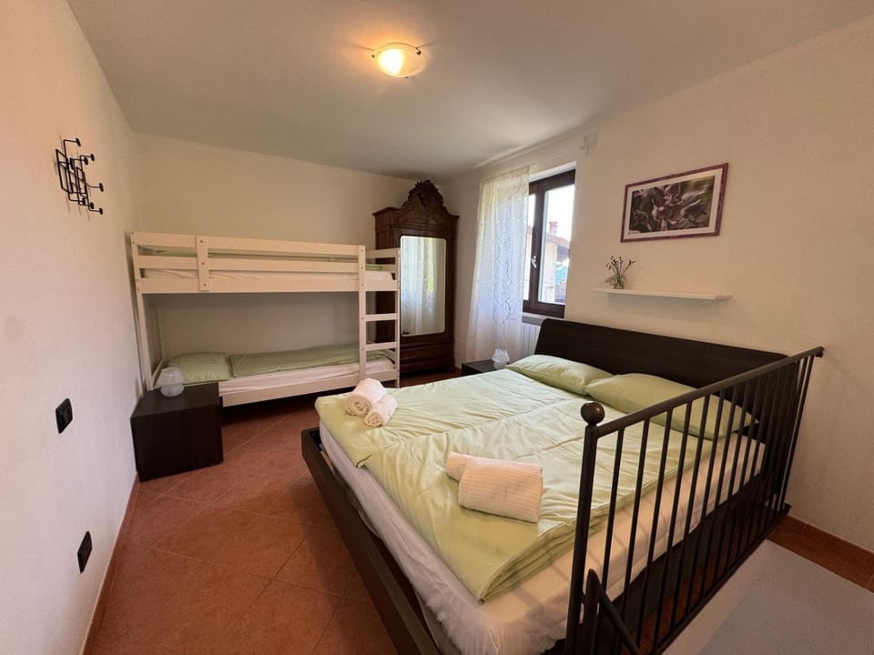 Orchidea Romantic Apartment Valvestino Apartment in Lake Garda