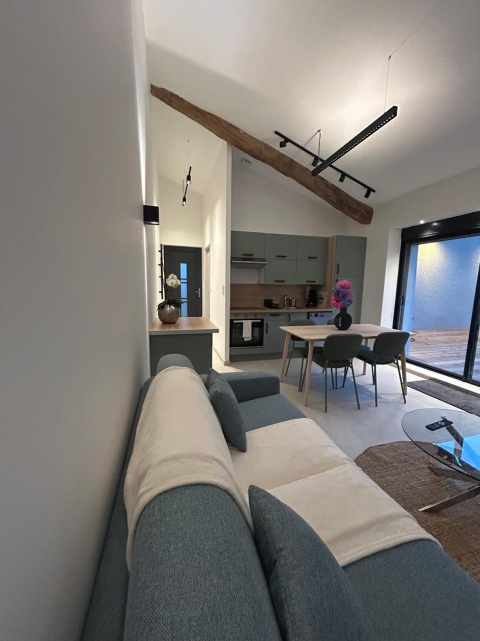 Gîte Alice Piscine privée House in Auvergne-Rhône-Alpes