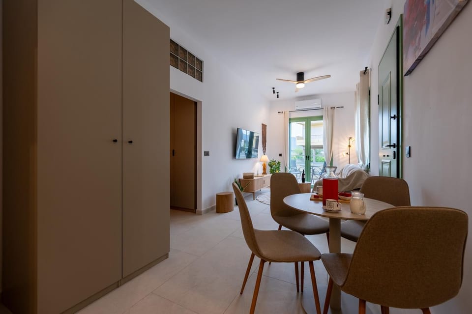 Asini deluxe suite 3, with rooftop terrace and breathtaking views Apartment in Argolis, Greece