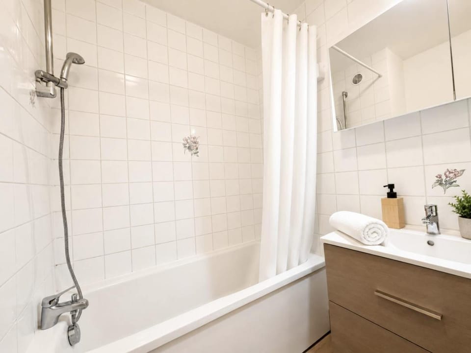 Geneva - Parking Gratuit & Proche frontière Apartment in Saint-Julien-en-Genevois