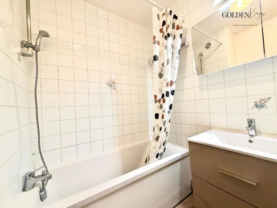 Geneva - Parking Gratuit & Proche frontière Apartment in Saint-Julien-en-Genevois