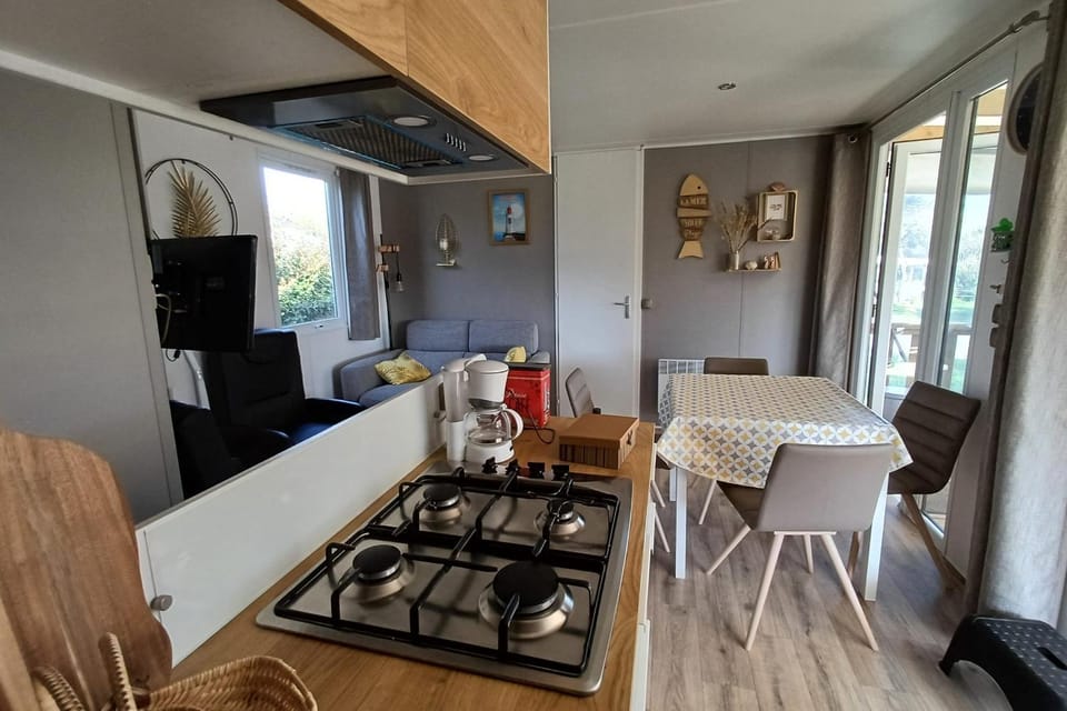 Chalet near the sea with garden and shared pool Chalet in Talmont-Saint-Hilaire