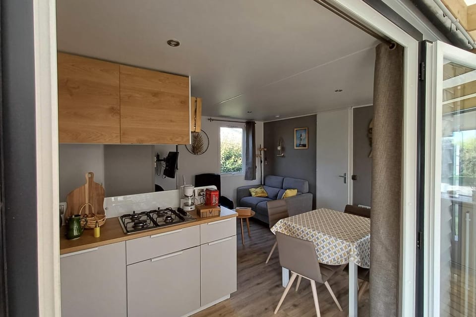 Chalet near the sea with garden and shared pool Chalet in Talmont-Saint-Hilaire