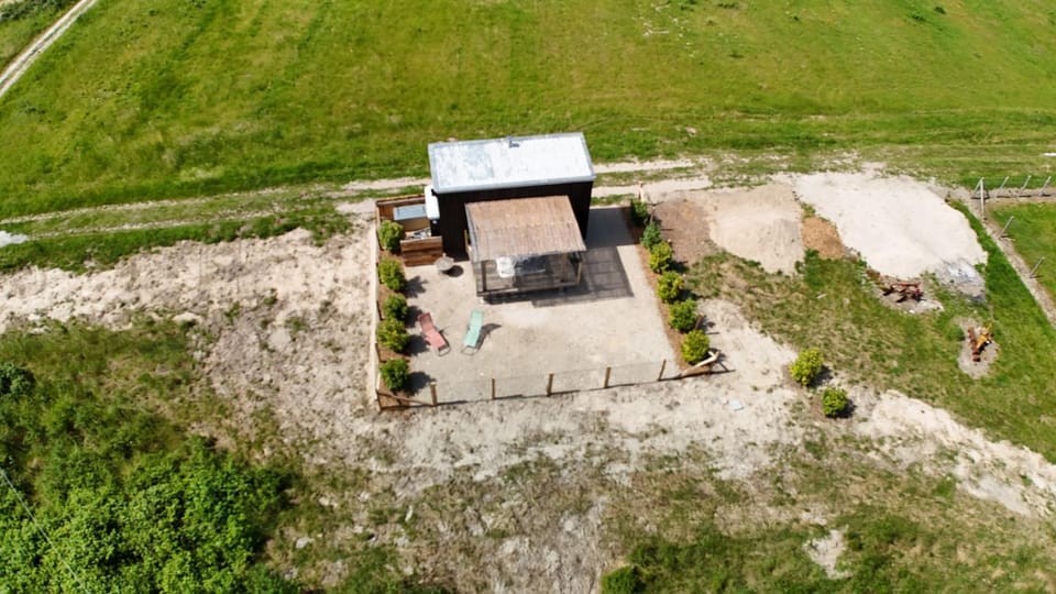 Property building, Natural landscape