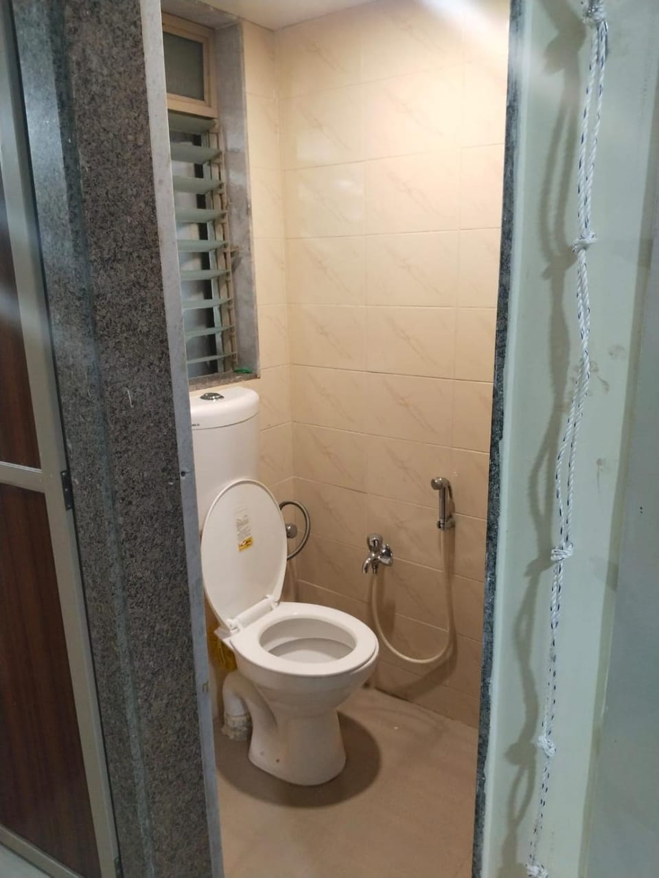 Near Nesco Airport Goregaon IT Park Film City Apartment in Mumbai