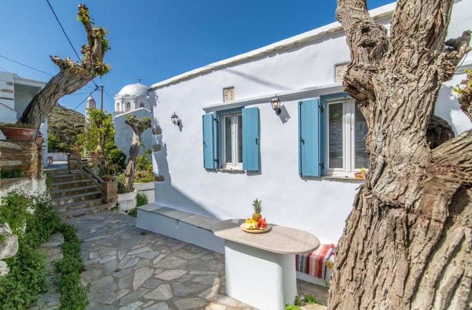 Property building, Balcony/Terrace
