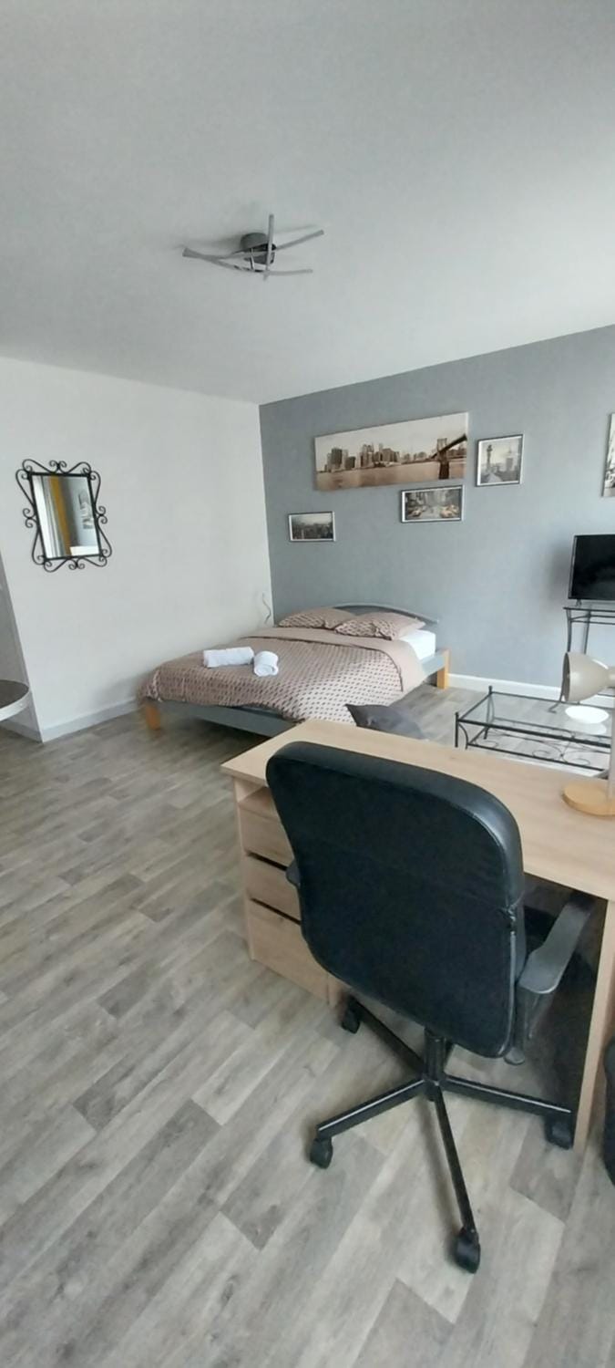 Studio Ferry Apartment in Nouvelle-Aquitaine