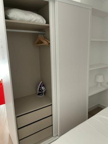 Nuevo estudio lujo mercado central Apartment in Valencia