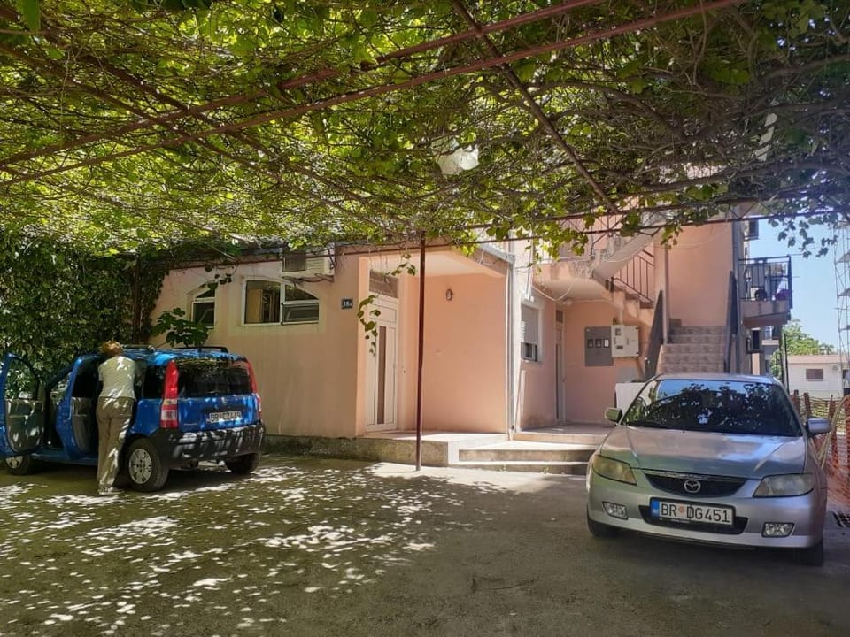 Helena Apartment in Montenegro