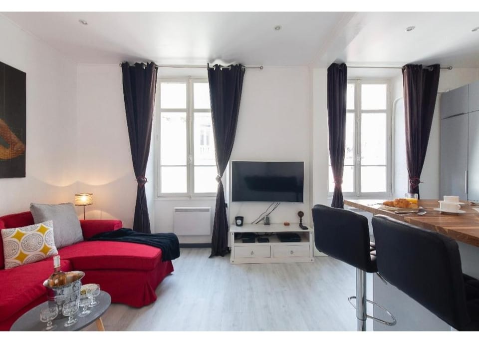 Limango summer Apartment in Cannes
