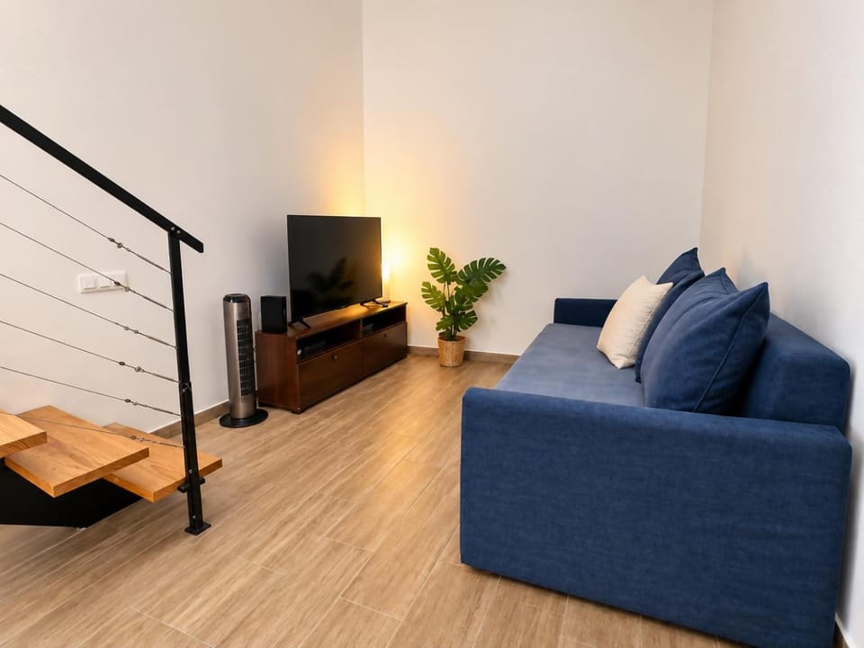 Communal lounge/ TV room, TV and multimedia
