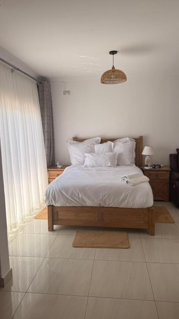 Flo's Place Apartment in Harare