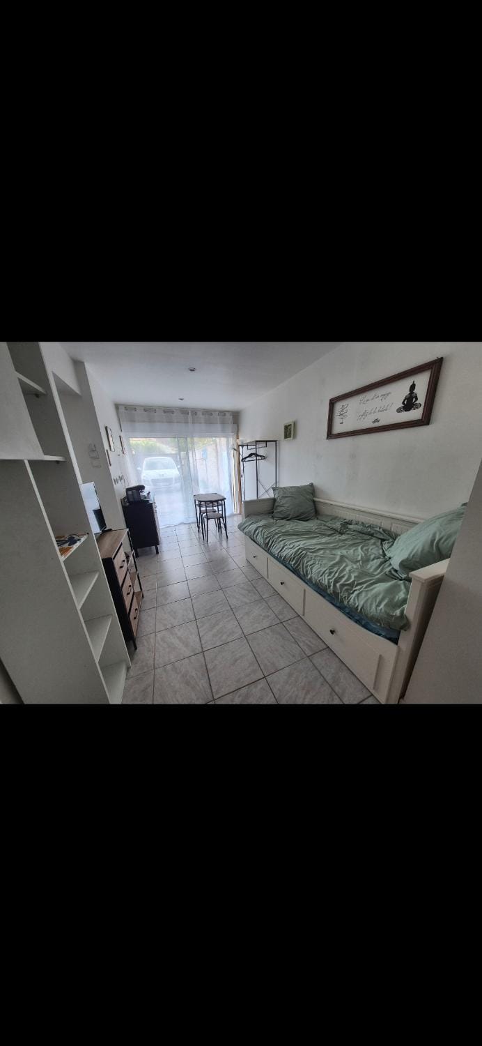Studio bahia Apartment in Béziers