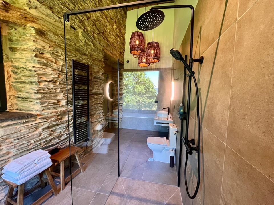 CABAÑA SUITE Deluxe Chalet in Galicia