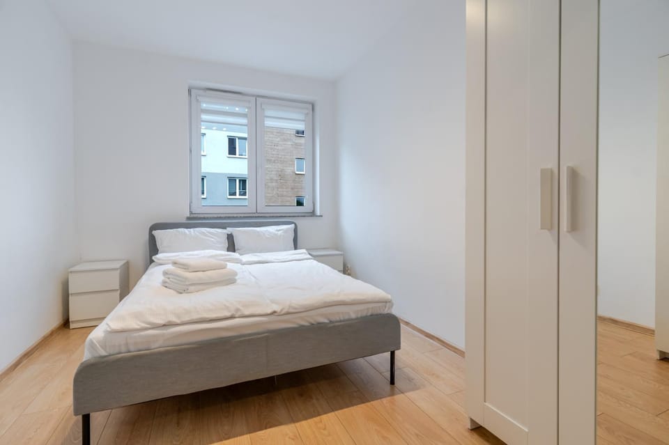 Bed, Photo of the whole room, Bedroom, towels, wardrobe