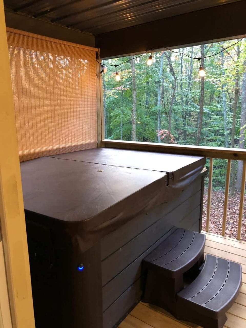 Owl's Tale at Avenwood Cabins Cabin in Falls Township
