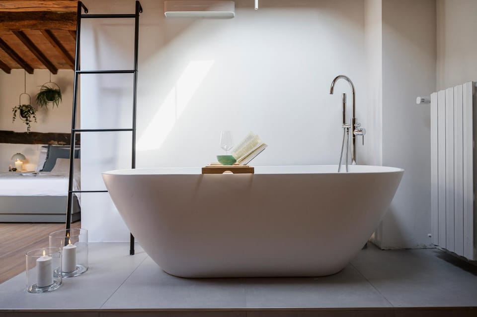 Bedroom, Bath