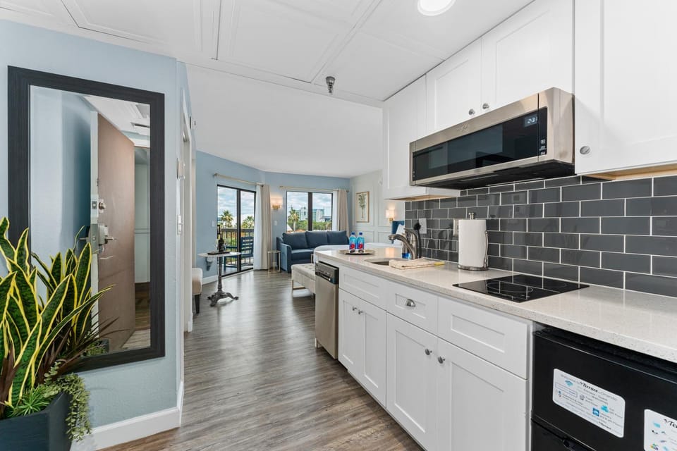 Kitchen or kitchenette, Photo of the whole room