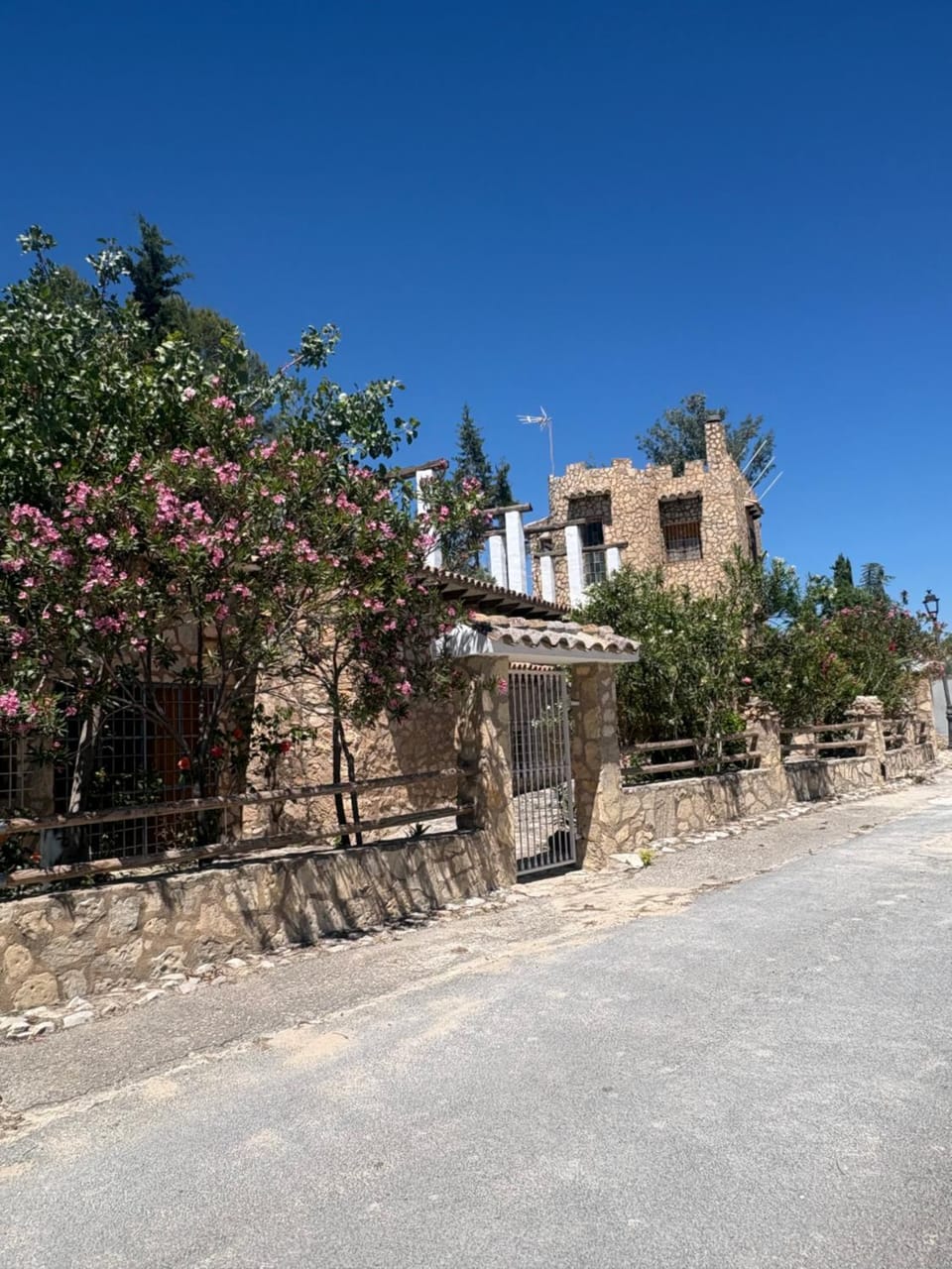 Cueva del Torreón Apartment in Andalusia