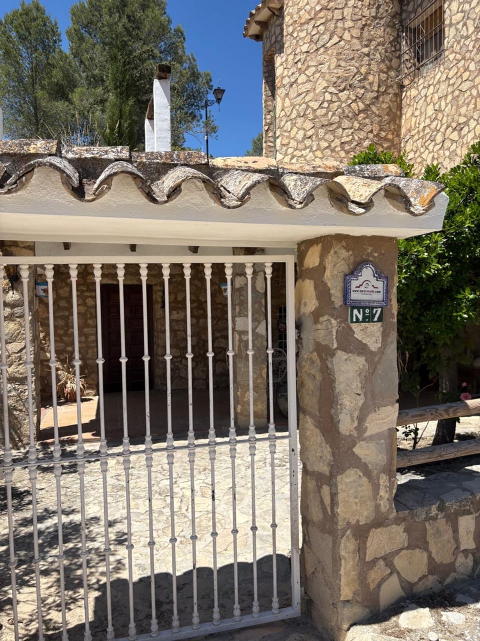 Cueva del Torreón Apartment in Andalusia