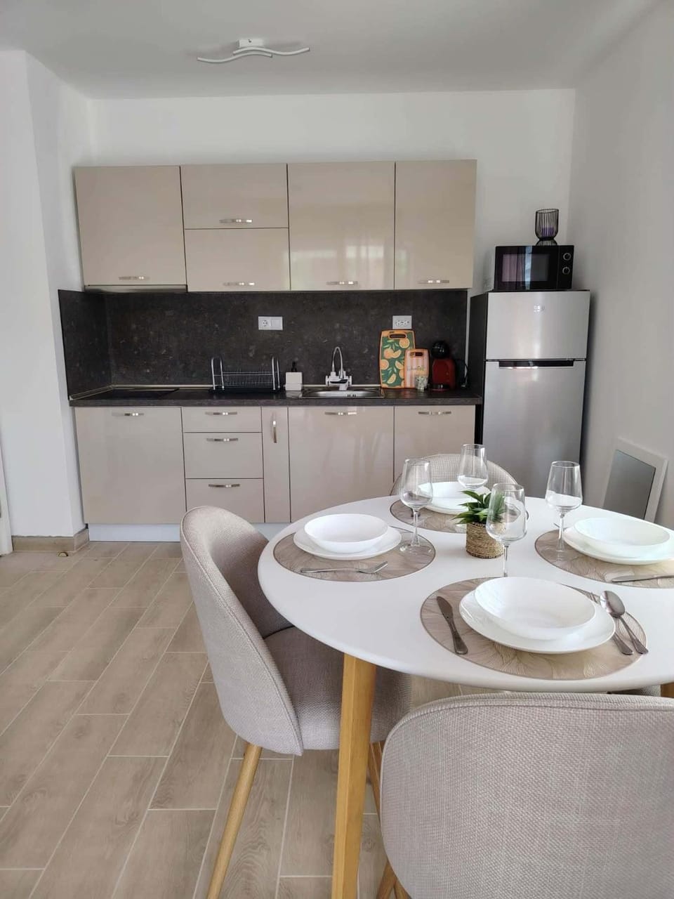 Kitchen or kitchenette
