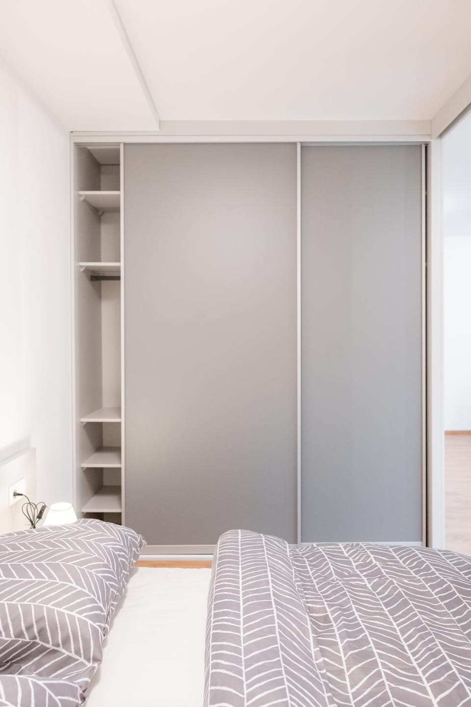 Bed, Photo of the whole room, Bedroom, wardrobe