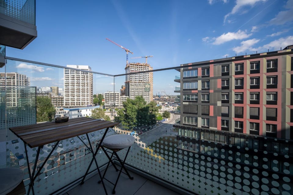 View (from property/room), Balcony/Terrace, City view, City view