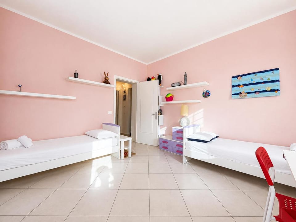 Hostdomus - Sun Apartment Apartment in Finale Ligure