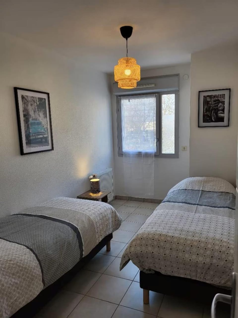 4-bedroom house, 2 bathrooms, swimming pool, Eurexpo Villa in Auvergne-Rhône-Alpes