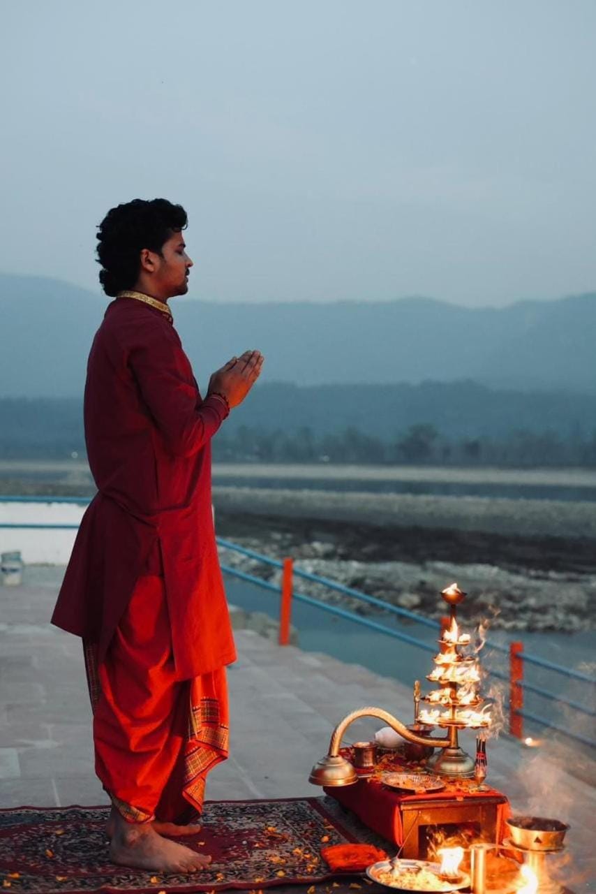 Rishikesh Homestay Luxury 3 BHK Ganges Hill View by the Ghats House in Rishikesh