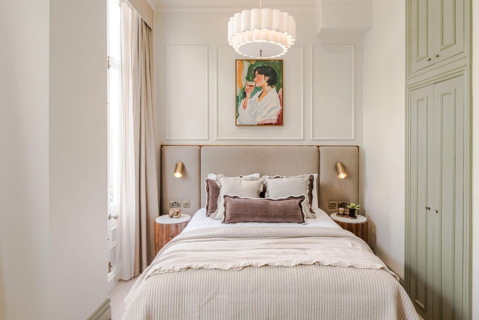 Bed, Bedroom, wardrobe