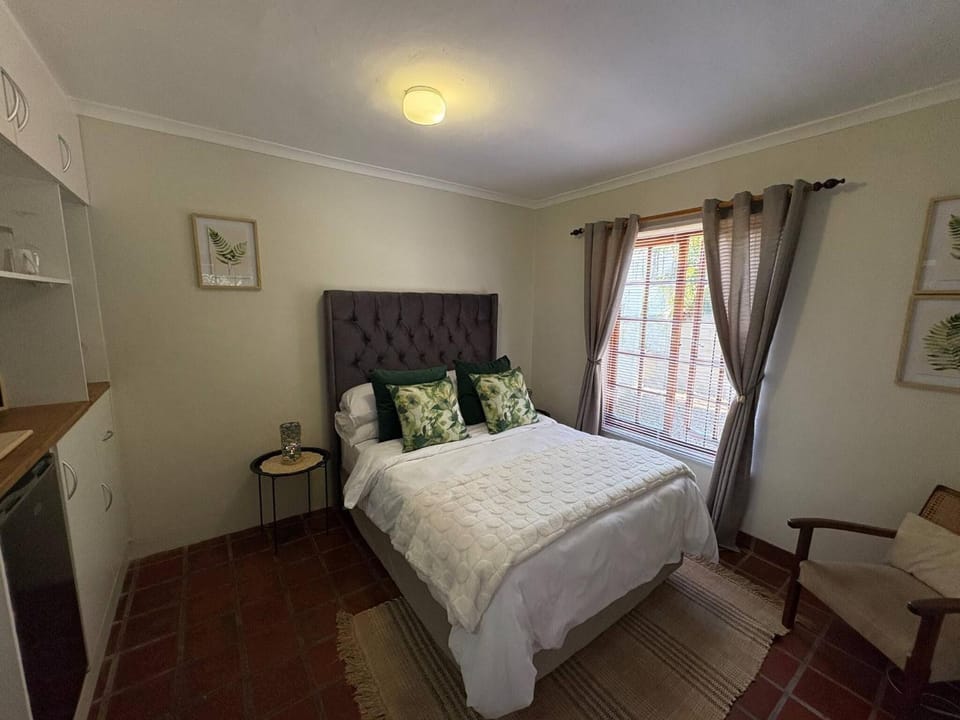 Accommodation 8 Klein Straat Green Apartment in Cape Town