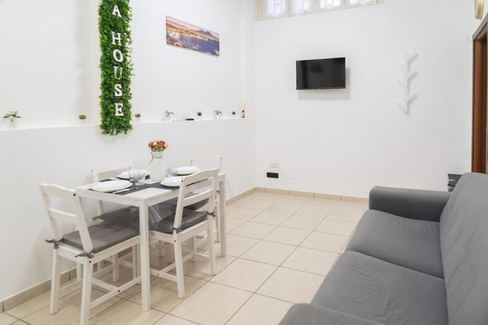 Gisorama house - Napoli Stadio Parking Apartment in Naples