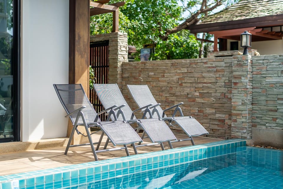 Rawai 2D14号两卧泳池别墅 100米到海滩 近top's便利店 麦当劳 泰拳馆 Villa in Rawai
