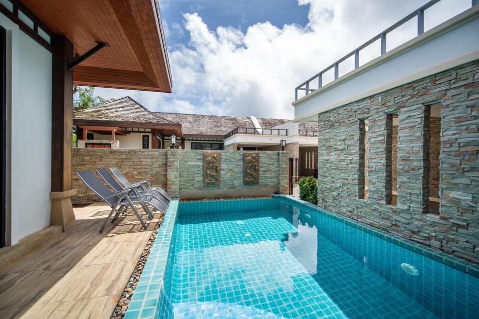 Rawai 2D14号两卧泳池别墅 100米到海滩 近top's便利店 麦当劳 泰拳馆 Villa in Rawai
