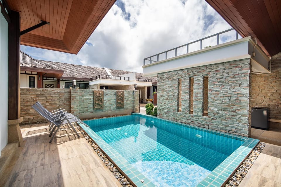Rawai 2D14号两卧泳池别墅 100米到海滩 近top's便利店 麦当劳 泰拳馆 Villa in Rawai