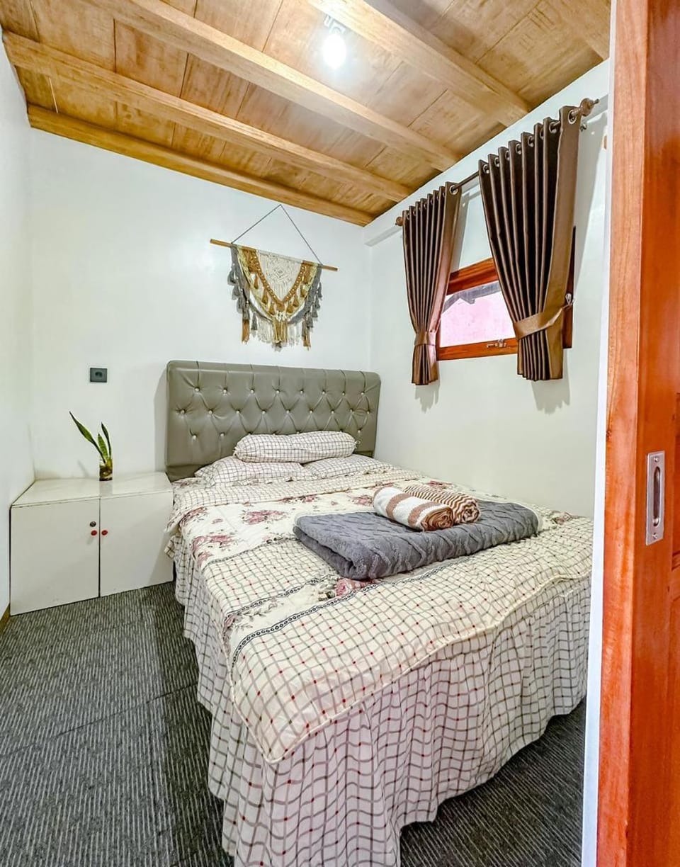 Mawar merah cabin Cabin in Indonesia