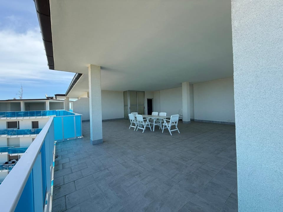 P097 - Porto Recanati, trilocale con terrazza panoramica e vista mare Apartment in Porto Recanati