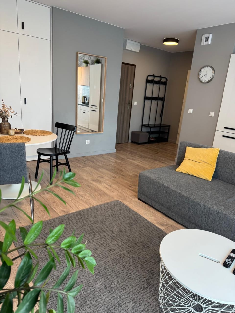 Di Trevi Apartment Apartment in Wroclaw